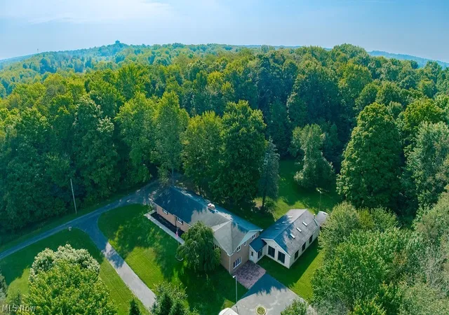 Photo 1 of Single family home for sale at 1505 W S Range Rd, North Lima, OH 44452 | MLS# 5243922 | Listing updated on 2026-09-17