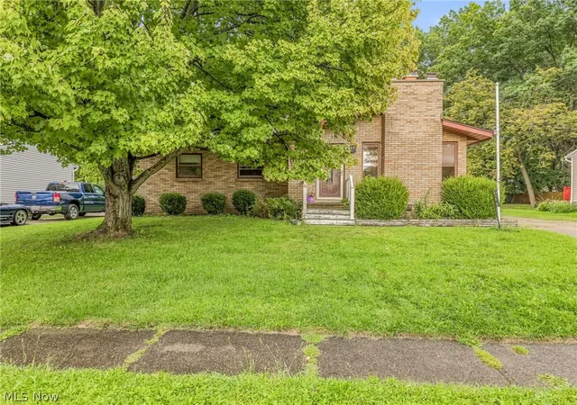 Photo 1 of Single family home for sale at 4233 Osage St, Stow, OH 44224 | MLS# 5243827 | Listing updated on 2026-09-18