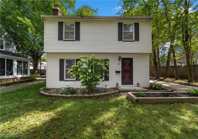 Single family home for sale at 751 Roslyn Ave, Akron, OH 44320 | MLS# 5244048