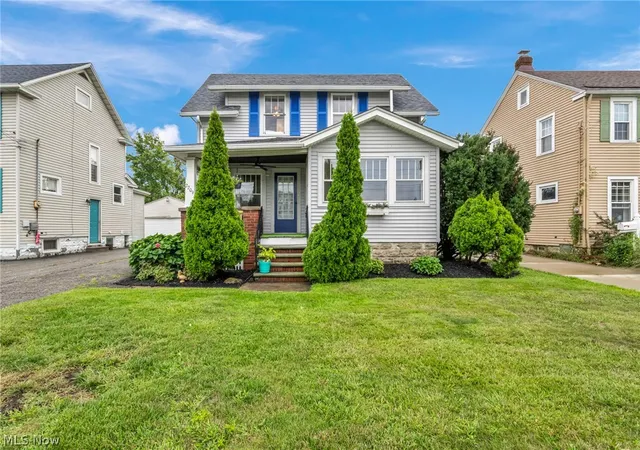 Photo 1 of Single family home for sale at 2209 W Erie Ave, Lorain, OH 44052 | MLS# 5243730 | Listing updated on 2026-09-28