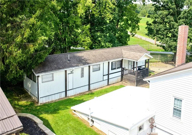 Photo 2 of Single family home for sale at 4490 Township Rd 156, Millersburg, OH 44654 | MLS# 5244059 | Listing updated on 2026-09-11