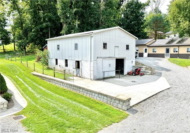 Photo 3 of Single family home for sale at 4490 Township Rd 156, Millersburg, OH 44654 | MLS# 5244059 | Listing updated on 2026-10-06