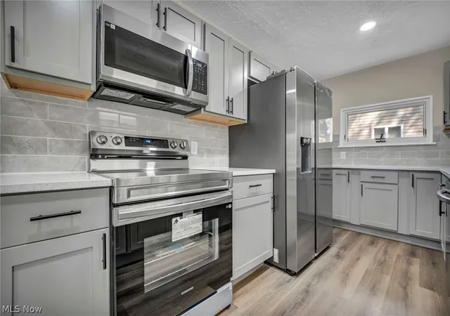 Photo 4 of Single family home for sale at 9019 Newkirk Dr, Cleveland, OH 44130 | MLS# 5243478 | Listing updated on 2026-09-11