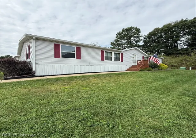 Photo 1 of Single family home for sale at 14980 Sprucevale Rd #305, East Liverpool, OH 43920 | MLS# 5244073 | Listing updated on 2026-09-11