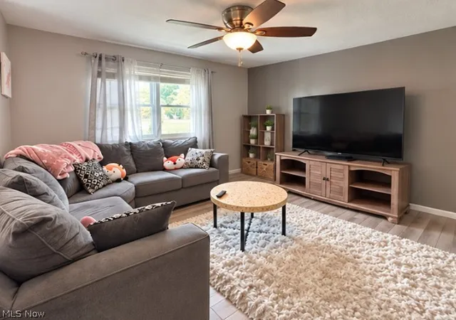 Photo 4 of Single family home for sale at 511 Elizabeth Ave SW, Massillon, OH 44646 | MLS# 5244071 | Listing updated on 2026-09-16