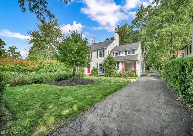 Photo 3 of Single family home for sale at 19607 Fairmount Blvd, Shaker Heights, OH 44118 | MLS# 5244024 | Listing updated on 2026-09-28