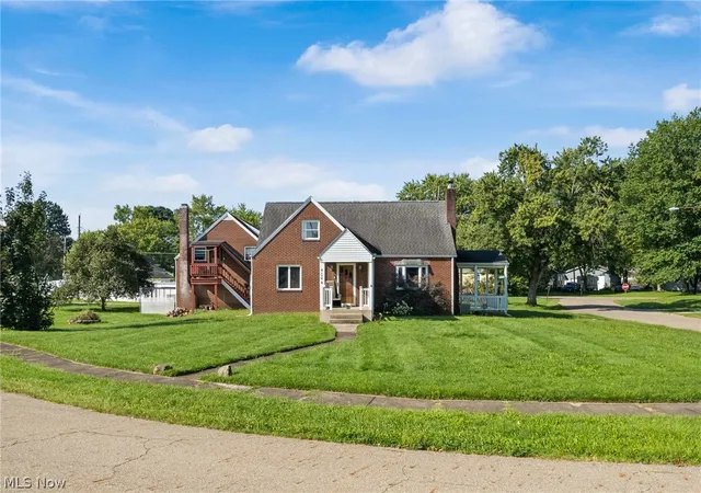 Photo 1 of Single family home for sale at 4244 Laffer Sq, Sandyville, OH 44671 | MLS# 5243988 | Listing updated on 2026-10-07