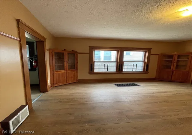 Photo 3 of House for sale at 1753 Collamer Ave, Cleveland, OH 44112 | MLS# 5244088 | Listing updated on 2026-09-11