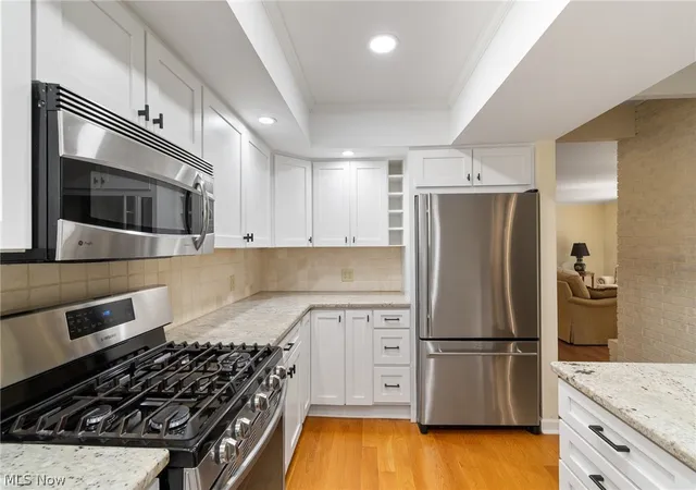 Photo 2 of Condo for sale at 800 Windward Dr #37, Aurora, OH 44202 | MLS# 5243556 | Listing updated on 2026-09-11