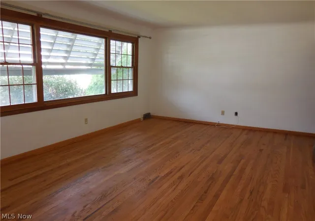 Photo 3 of Single family home for sale at 1554 Empire Rd, Wickliffe, OH 44092 | MLS# 5241833 | Listing updated on 2026-09-11