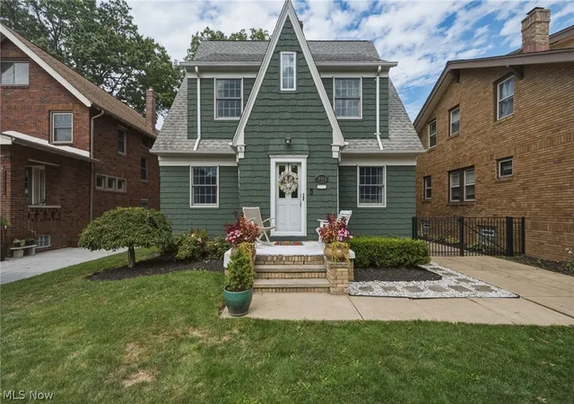 Photo 1 of Sale Pending at 14918 Lakewood Hts Blvd, Lakewood, OH 44107 | MLS# 5244108 | Listing updated on 2026-09-14