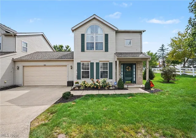 Photo 1 of Sale Pending at 4080 Falconswalk Ct, Stow, OH 44224 | MLS# 5243518 | Listing updated on 2026-09-13