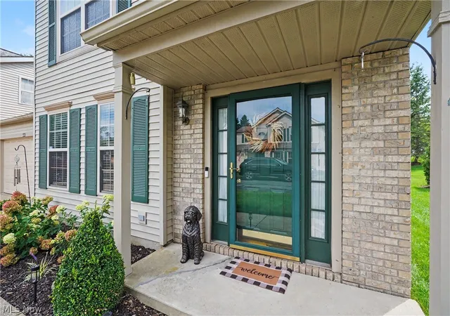 Photo 3 of Sale Pending at 4080 Falconswalk Ct, Stow, OH 44224 | MLS# 5243518 | Listing updated on 2026-09-13