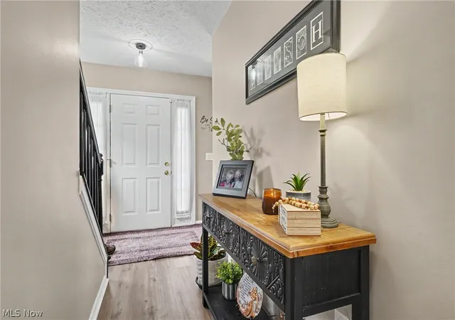 Listing Photo 5 - Condo for sale in building located at 4080 Falconswalk Ct, Stow, OH 44224