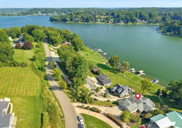 Photo 49 of Single family home for sale at 338 W Mohawk Dr, Malvern, OH 44644 | MLS# 5243793 | Listing updated on 2026-09-12