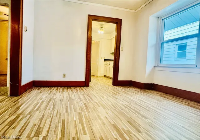 Photo 3 of Single family home for sale at 1227 Murray Ave, Akron, OH 44310 | MLS# 5244018 | Listing updated on 2026-09-11