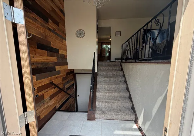 Photo 3 of Single family home for sale at 2896 Roanoke St NW, Massillon, OH 44646 | MLS# 5243682 | Listing updated on 2026-09-11