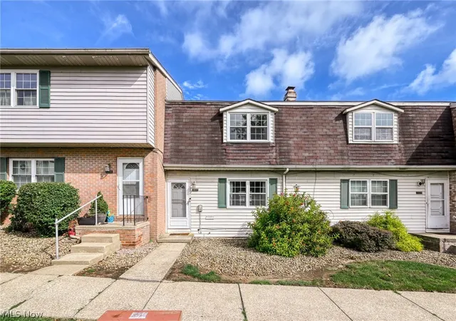 Photo 1 of Condo for sale at 1317 Sandelwood Oval, Kent, OH 44240 | MLS# 5243995 | Listing updated on 2026-09-11
