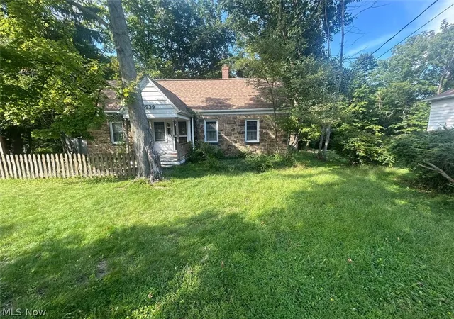 Single family home for sale at 4939 Geraldine Rd, Cleveland, OH 44143 | MLS# 5244138