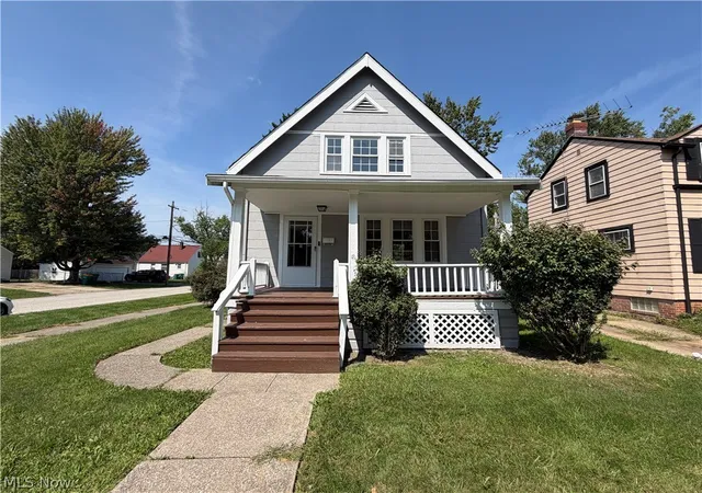 Photo 1 of Single family home for sale at 5546 Dalewood Ave, Maple Heights, OH 44137 | MLS# 5233666 | Listing updated on 2026-09-11