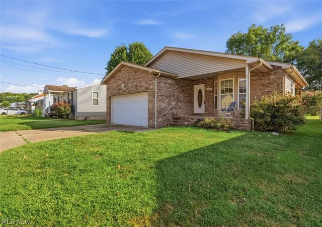 Photo 2 of Single family home for sale at 1302 27th Street, Vienna, WV 26105 | MLS# 5243732 | Listing updated on 2026-09-11