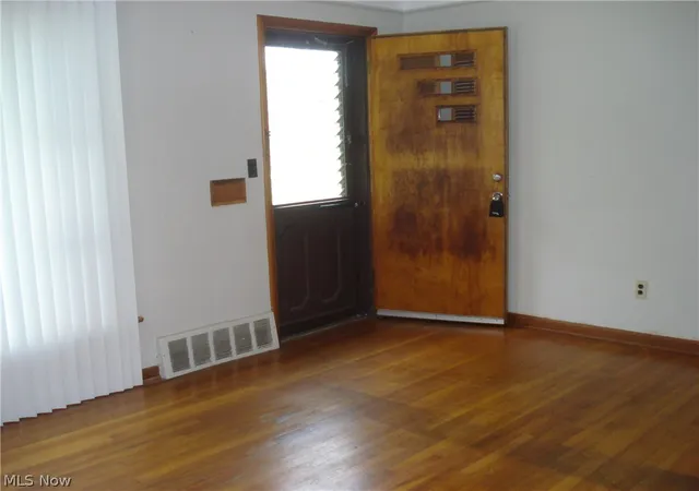 Photo 2 of Single family home for sale at 24500 Puritan Rd, Euclid, OH 44123 | MLS# 5233631 | Listing updated on 2026-09-21