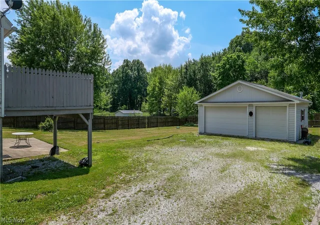 Photo 2 of Single family home for sale at 6186 Stone Rd, Hudson, OH 44236 | MLS# 5244150 | Listing updated on 2026-09-11