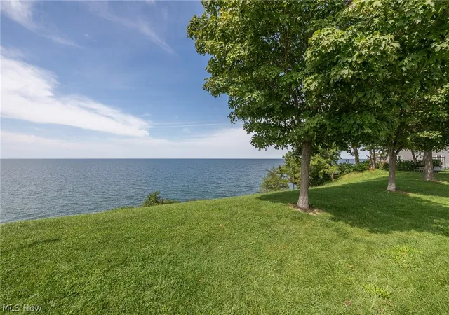 Photo 22 of Single family home for sale at 1019 Elmwood Dr, Willoughby, OH 44094 | MLS# 5240556 | Listing updated on 2026-09-13