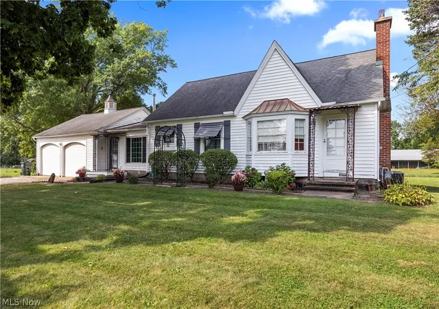 Photo 2 of Single family home for sale at 9988 W Ridge Rd, Elyria, OH 44035 | MLS# 5242436 | Listing updated on 2026-09-11