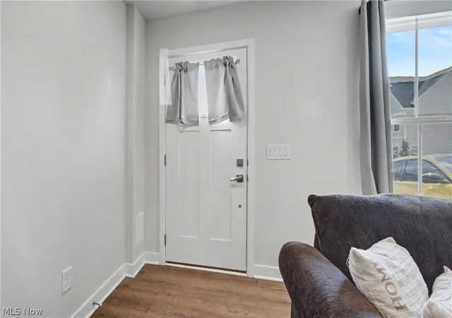Photo 3 of Townhouse for sale at 1290 Divot Cir, Akron, OH 44313 | MLS# 5243456 | Listing updated on 2026-10-07
