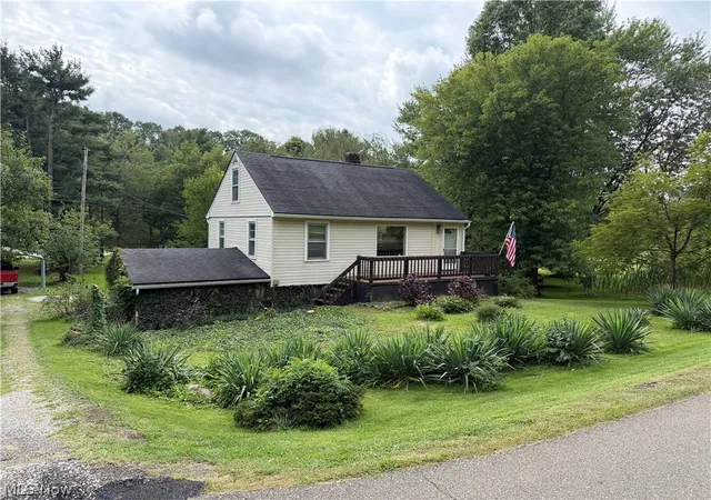 Photo 1 of Single family home for sale at 1898 Johnstown Rd Ne, Dover, OH 44622 | MLS# 5244142 | Listing updated on 2026-09-11