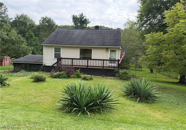 Photo 2 of Single family home for sale at 1898 Johnstown Rd Ne, Dover, OH 44622 | MLS# 5244142 | Listing updated on 2026-09-11
