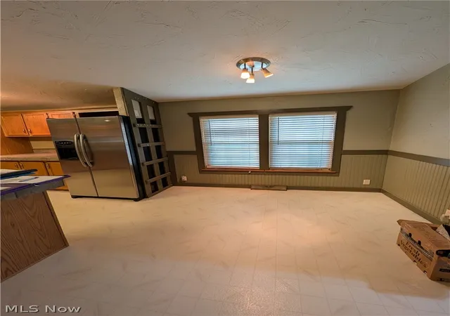 Photo 3 of Single family home for sale at 316 Britton Dr, Geneva, OH 44041 | MLS# 5243665 | Listing updated on 2026-09-11