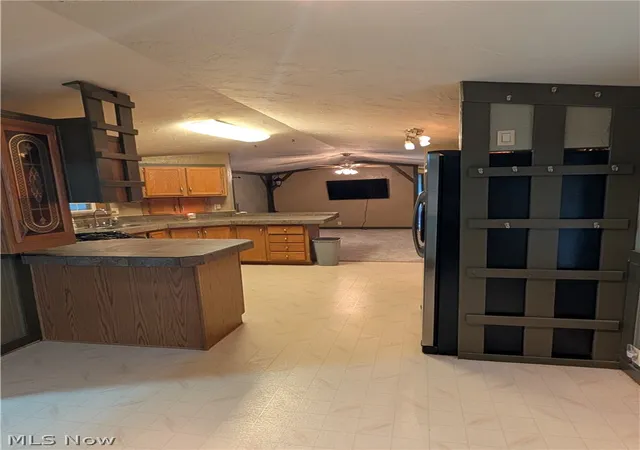 Photo 4 of Single family home for sale at 316 Britton Dr, Geneva, OH 44041 | MLS# 5243665 | Listing updated on 2026-09-11