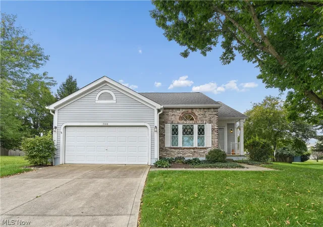 Photo 1 of Sale Pending at 3166 Plainfield Ct, Pickerington, OH 43147 | MLS# 5244185 | Listing updated on 2026-10-02