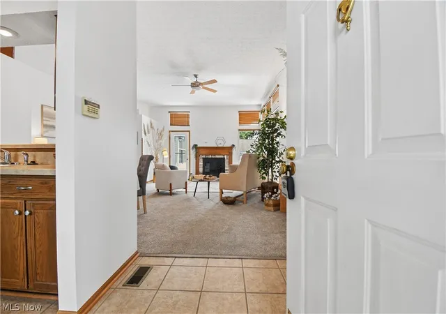 Photo 4 of Sale Pending at 3166 Plainfield Ct, Pickerington, OH 43147 | MLS# 5244185 | Listing updated on 2026-10-02
