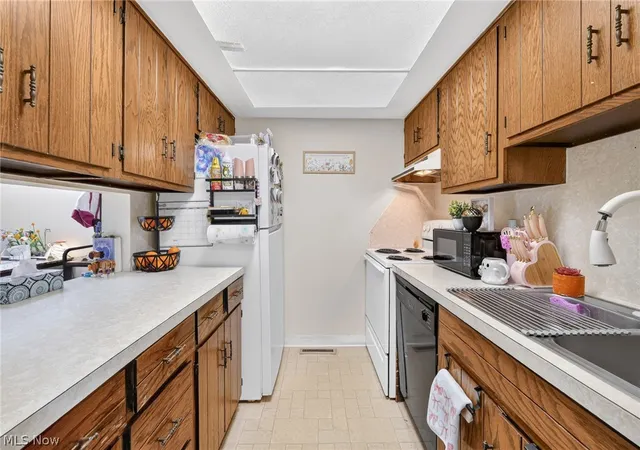 Photo 3 of Townhouse for sale at 1133 Townsview Pl, Wooster, OH 44691 | MLS# 5243835 | Listing updated on 2026-09-18