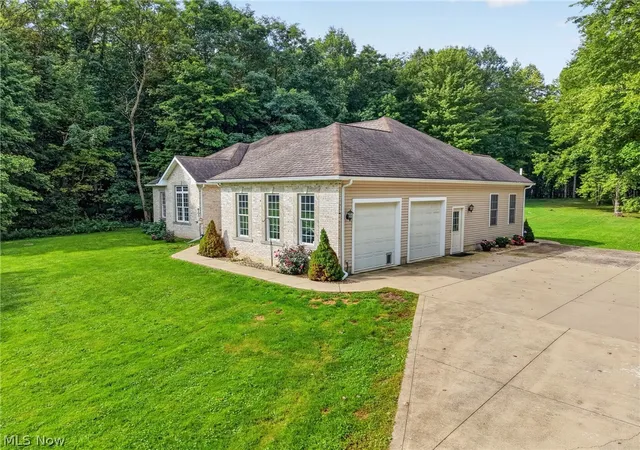 Photo 3 of Single family home for sale at 4549 Baldwin Rd, Kingsville, OH 44048 | MLS# 5242814 | Listing updated on 2026-09-29