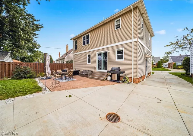 Photo 4 of Single family home for sale at 638 Pendley Rd, Willowick, OH 44095 | MLS# 5244152 | Listing updated on 2026-09-18