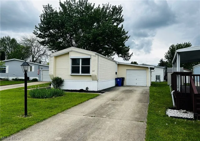 Photo 1 of Single family home for sale at 1517 Lady Anne, Streetsboro, OH 44241 | MLS# 5244119 | Listing updated on 2026-09-11