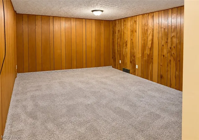 Photo 16 of Sale Pending at 290 Lincoln St SW #I, Hartville, OH 44632 | MLS# 5242978 | Listing updated on 2026-09-12