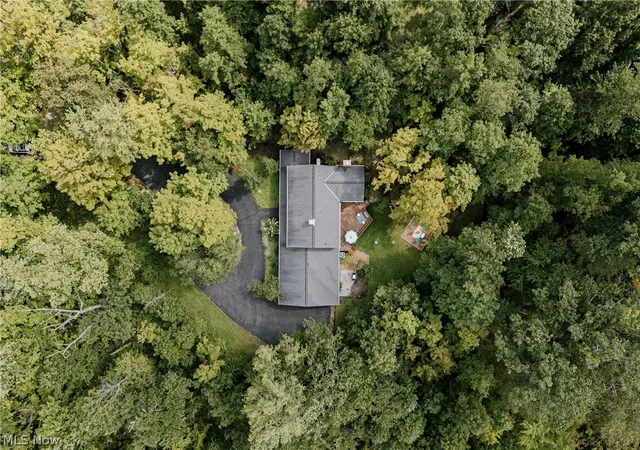 Photo 2 of Single family home for sale at 7850 Mayfield Rd, Gates Mills, OH 44040 | MLS# 5243719 | Listing updated on 2026-10-01
