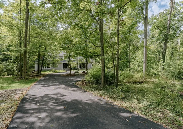 Photo 3 of Single family home for sale at 7850 Mayfield Rd, Gates Mills, OH 44040 | MLS# 5243719 | Listing updated on 2026-10-01