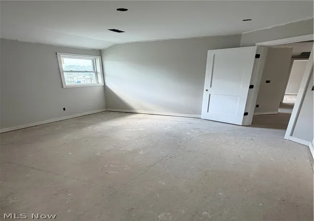 Photo 18 of Sale Pending at 9799 Bainbridge Rd, Chagrin Falls, OH 44023 | MLS# 5244259 | Listing updated on 2026-09-12