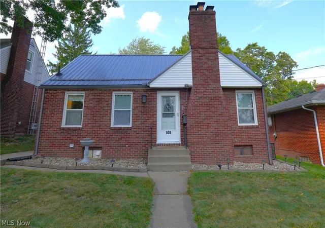 Photo 3 of Single family home for sale at 505 23 Street NW, Canton, OH 44709 | MLS# 5243889 | Listing updated on 2026-09-11