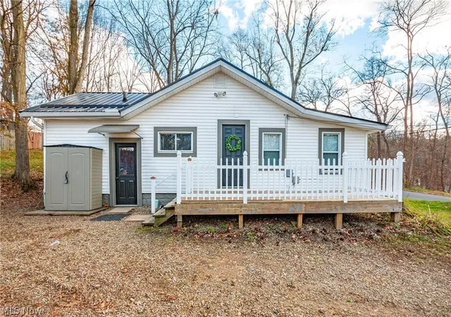 Single family home for sale at 3483 S Bender Ave, Coventry Township, OH 44319 | MLS# 5244275