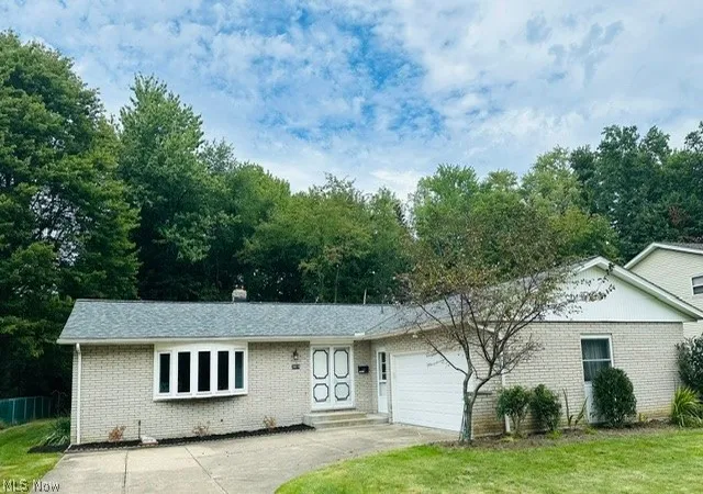 Photo 1 of Single family home for sale at 28018 Andorra Dr, North Olmsted, OH 44070 | MLS# 5244179 | Listing updated on 2026-10-06