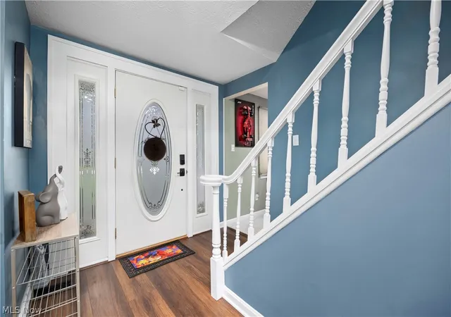 Photo 3 of Single family home for sale at 24231 Fairlawn Dr, North Olmsted, OH 44070 | MLS# 5244111 | Listing updated on 2026-10-01