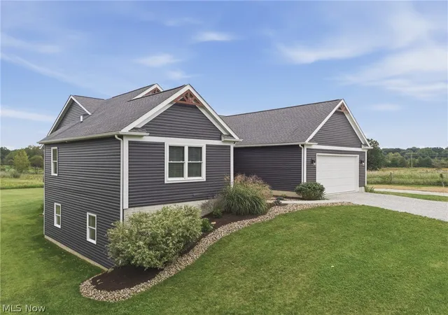 Photo 2 of Single family home for sale at 4806 Edson Rd, Kent, OH 44240 | MLS# 5244086 | Listing updated on 2026-09-11