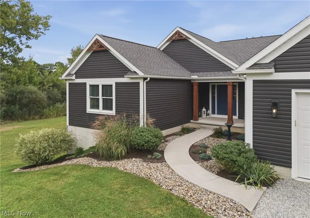 Photo 2 of Single family home for sale at 4806 Edson Rd, Kent, OH 44240 | MLS# 5244086 | Listing updated on 2026-09-11